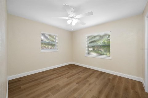 Villa ou maison à vendre à Saint Petersburg, Floride: 3 chambres, 112.6 m2 № 2412707 - photo 24