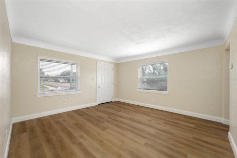 Villa ou maison à vendre à Saint Petersburg, Floride: 3 chambres, 112.6 m2 № 2412707 - photo 6