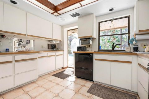 House in Sarasota, Florida 3 bedrooms, 277.03 sq.m. № 1734804 - photo 19