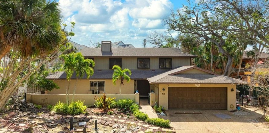 House in Sarasota, Florida 3 bedrooms, 277.03 sq.m. № 1734804