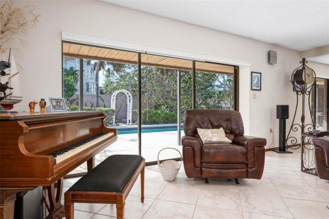 House in Sarasota, Florida 3 bedrooms, 277.03 sq.m. № 1734804 - photo 26
