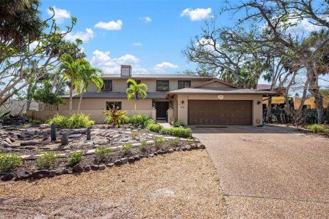 House in Sarasota, Florida 3 bedrooms, 277.03 sq.m. № 1734804 - photo 3