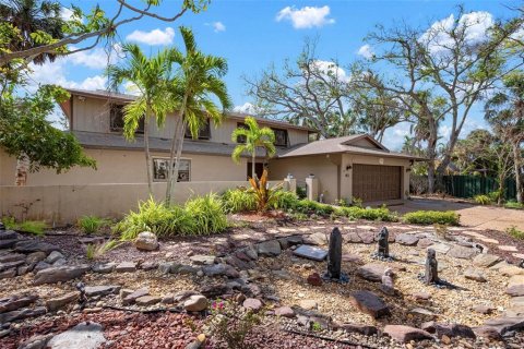 House in Sarasota, Florida 3 bedrooms, 277.03 sq.m. № 1734804 - photo 2