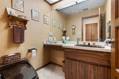 House in Sarasota, Florida 3 bedrooms, 277.03 sq.m. № 1734804 - photo 27