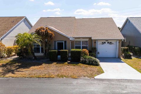 Casa en Port St. Lucie, Florida 2 dormitorios, 132.57 m2 № 2078162