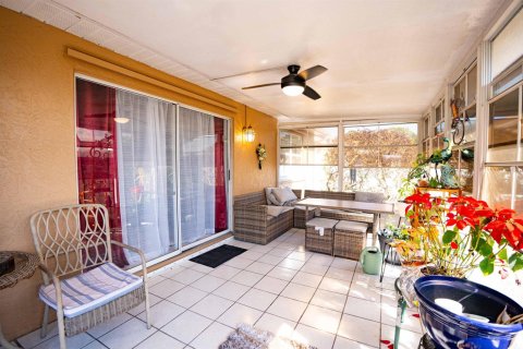 Casa en venta en Port St. Lucie, Florida, 2 dormitorios, 132.57 m2 № 2078162 - foto 12