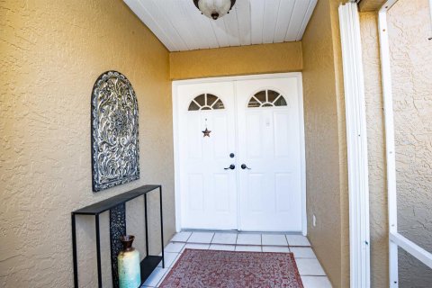Casa en venta en Port St. Lucie, Florida, 2 dormitorios, 132.57 m2 № 2078162 - foto 2