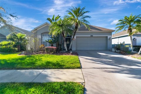 Casa en venta en Wesley Chapel, Florida, 4 dormitorios, 193.24 m2 № 1514695 - foto 1