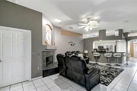 Casa en venta en Wesley Chapel, Florida, 4 dormitorios, 193.24 m2 № 1514695 - foto 6