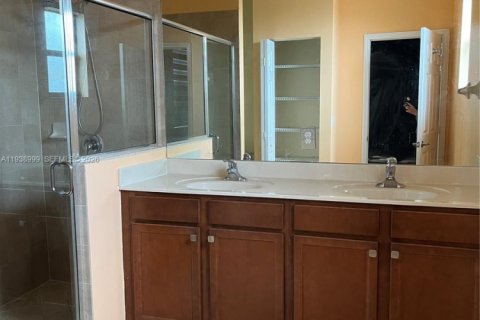 Купить таунхаус в Хомстед, Флорида 3 спальни, 142.6м2, № 1996750 - фото 8