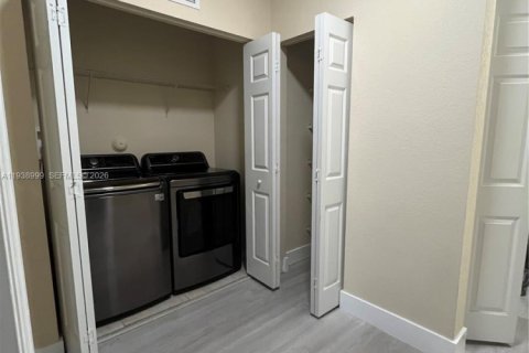 Купить таунхаус в Хомстед, Флорида 3 спальни, 142.6м2, № 1996750 - фото 13