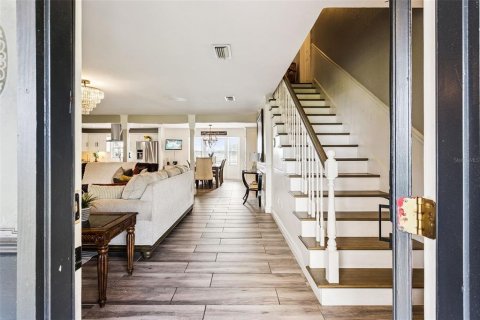 Villa ou maison à vendre à Ocala, Floride: 4 chambres, 311.22 m2 № 2297275 - photo 5