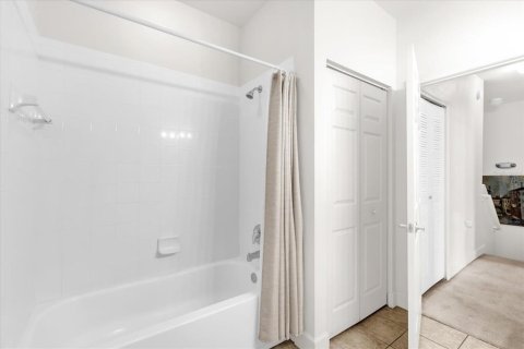 Adosado en venta en Kissimmee, Florida, 3 dormitorios, 120.77 m2 № 1684561 - foto 18