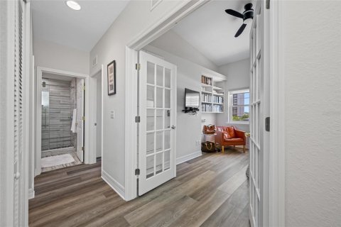 Condo in Saint Petersburg, Florida, 3 bedrooms  № 1772162 - photo 29