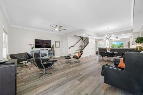 Condo in Saint Petersburg, Florida, 3 bedrooms  № 1772162 - photo 4