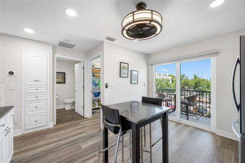 Condo in Saint Petersburg, Florida, 3 bedrooms  № 1772162 - photo 20