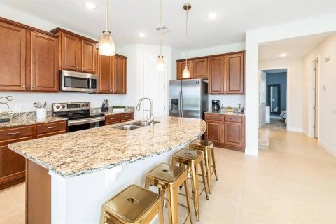 Купить виллу или дом в Киссимми, Флорида 8 комнат, 219.53м2, № 1447986 - фото 7