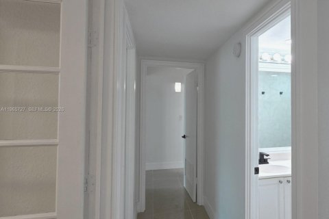 Снять в аренду кондоминиум в Санни-Айлс-Бич, Флорида 2 спальни, 139.82м2, № 2081238 - фото 10