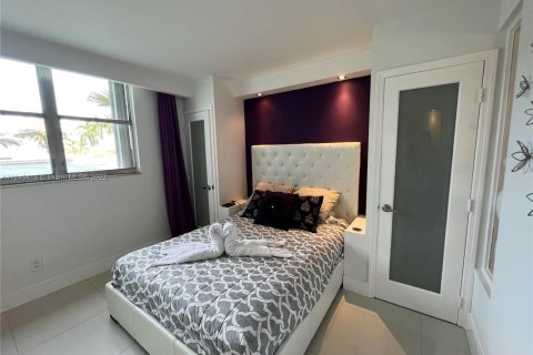 Condominio en venta en Miami Beach, Florida, 1 dormitorio, 56.67 m2 № 2035380 - foto 5