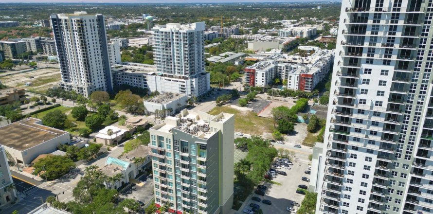 Condo in Fort Lauderdale, Florida, 2 bedrooms № 1096205