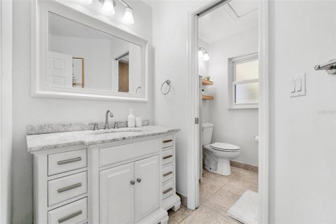 Casa en alquiler en Saint Petersburg, Florida, 3 dormitorios, 104.05 m2 № 1883056 - foto 10