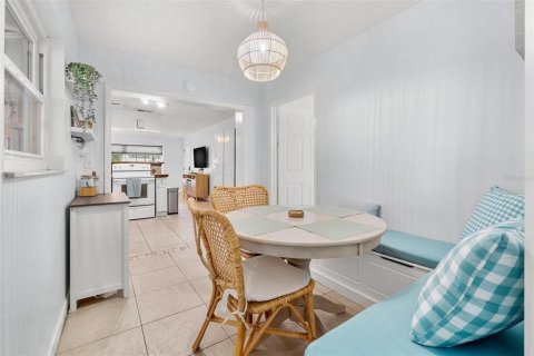 Casa en alquiler en Saint Petersburg, Florida, 3 dormitorios, 104.05 m2 № 1883056 - foto 7