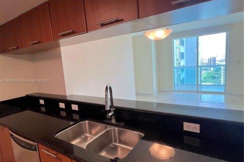 Copropriété à louer à Miami, Floride: 1 chambre, 78.13 m2 № 1938691 - photo 5