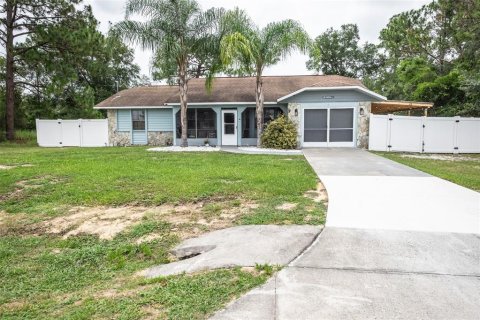 House in Ocala, Florida 3 bedrooms, 130.71 sq.m. № 1849937 - photo 1