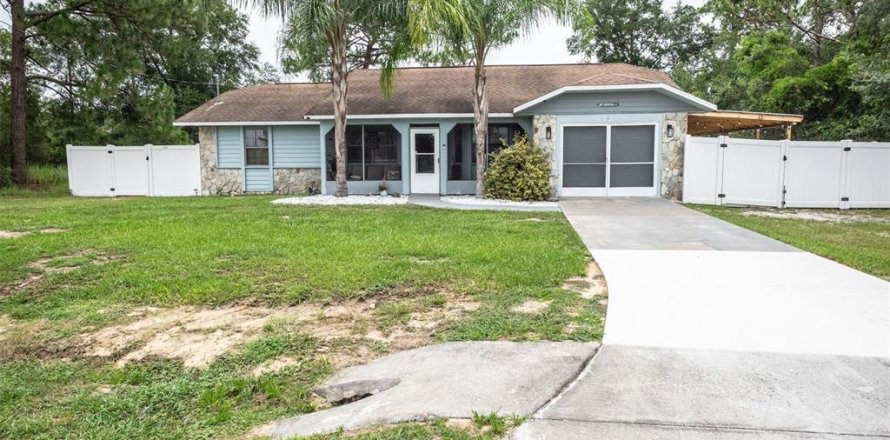 House in Ocala, Florida 3 bedrooms, 130.71 sq.m. № 1849937