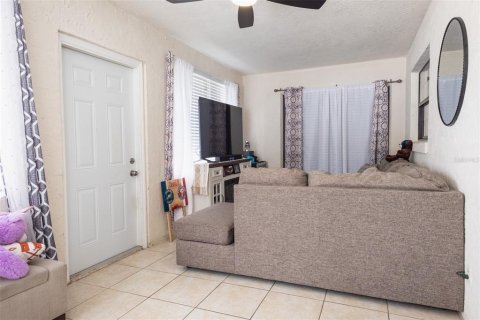 House in Ocala, Florida 3 bedrooms, 130.71 sq.m. № 1849937 - photo 12