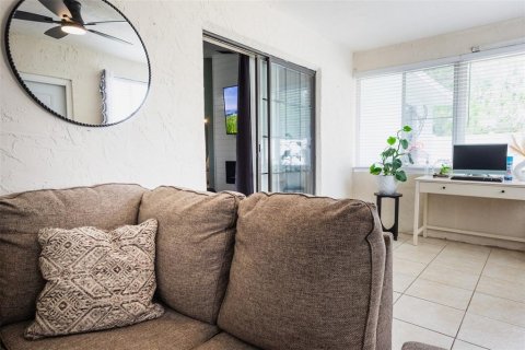 House in Ocala, Florida 3 bedrooms, 130.71 sq.m. № 1849937 - photo 13