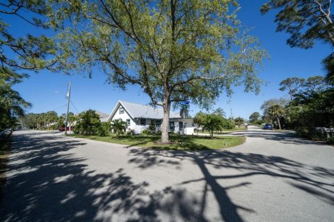Casa en venta en Bonita Springs, Florida, 3 dormitorios, 159.42 m2 № 1609374 - foto 1