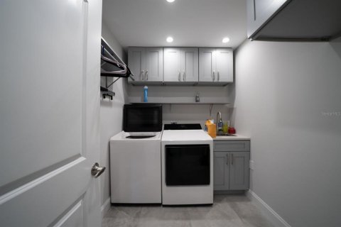 Casa en venta en Bonita Springs, Florida, 3 dormitorios, 159.42 m2 № 1609374 - foto 12