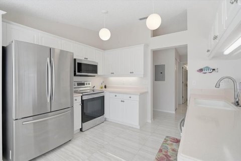 Copropriété à vendre à Bradenton, Floride: 2 chambres, 125.33 m2 № 2436773 - photo 7