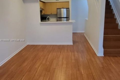 Condominio en alquiler en Aventura, Florida, 1 dormitorio, 79.8 m2 № 2068510 - foto 15