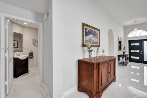 House in Pembroke Pines, Florida 3 bedrooms, 175.49 sq.m. № 2065427 - photo 24