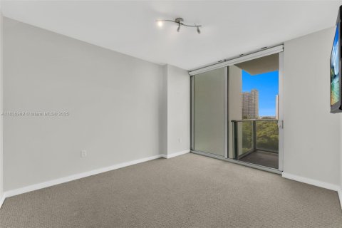Condominio en venta en Miami, Florida, 1 dormitorio, 61.22 m2 № 1822028 - foto 9