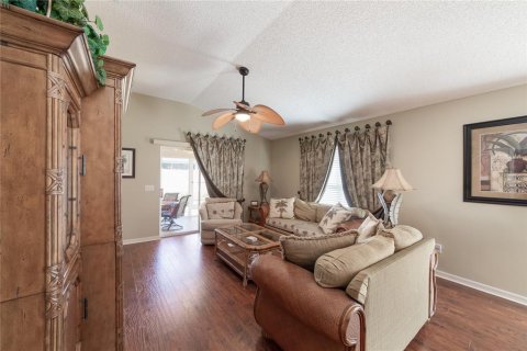 Casa en venta en The Villages, Florida, 2 dormitorios, 105.17 m2 № 1901498 - foto 16