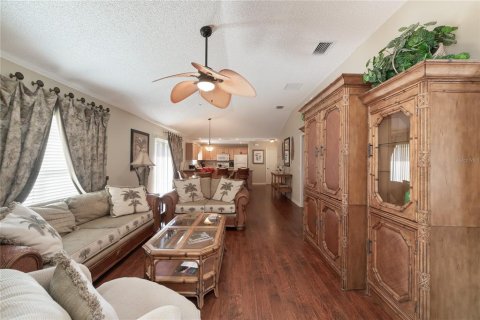 Casa en venta en The Villages, Florida, 2 dormitorios, 105.17 m2 № 1901498 - foto 18