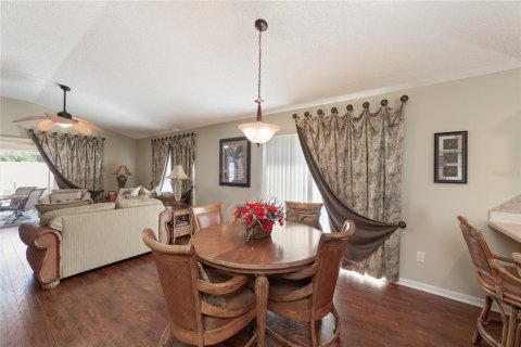 Casa en venta en The Villages, Florida, 2 dormitorios, 105.17 m2 № 1901498 - foto 14