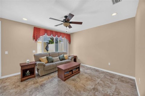 Touwnhouse à vendre à Bradenton, Floride: 2 chambres, 138.98 m2 № 2287959 - photo 12