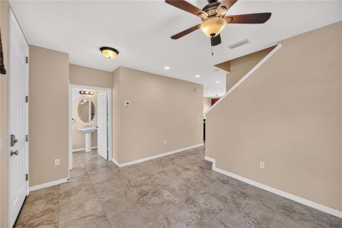 Touwnhouse à vendre à Bradenton, Floride: 2 chambres, 138.98 m2 № 2287959 - photo 9