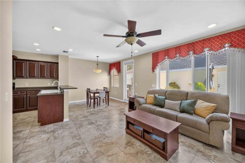 Touwnhouse à vendre à Bradenton, Floride: 2 chambres, 138.98 m2 № 2287959 - photo 14