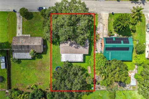 Купить виллу или дом в Лабель, Флорида 2 спальни, 107.02м2, № 1930495 - фото 16