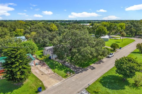 Купить виллу или дом в Лабель, Флорида 2 спальни, 107.02м2, № 1930495 - фото 17