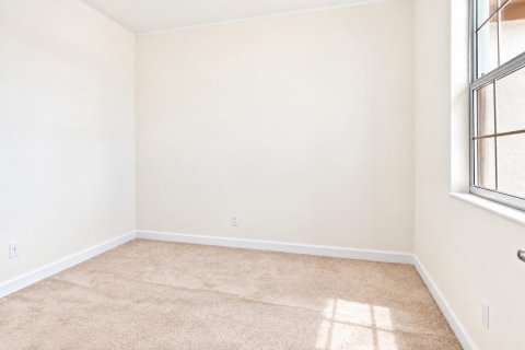 Adosado en venta en West Palm Beach, Florida, 3 dormitorios, 143.26 m2 № 2434274 - foto 21