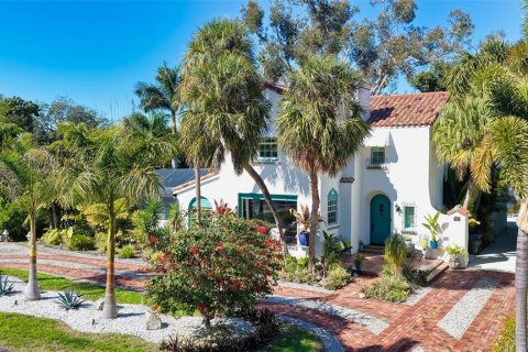 Casa en Sarasota, Florida 4 dormitorios, 288.93 m2 № 2097322