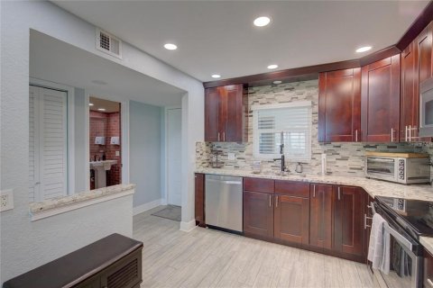 Copropriété à louer à Clearwater, Floride: 1 chambre, 80.73 m2 № 1868883 - photo 14