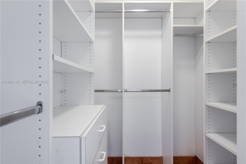 Condominio en venta en Hallandale Beach, Florida, 2 dormitorios, 95.78 m2 № 2081083 - foto 14