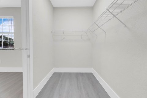 Adosado en venta en Miramar, Florida, 3 dormitorios, 181.53 m2 № 1683869 - foto 13